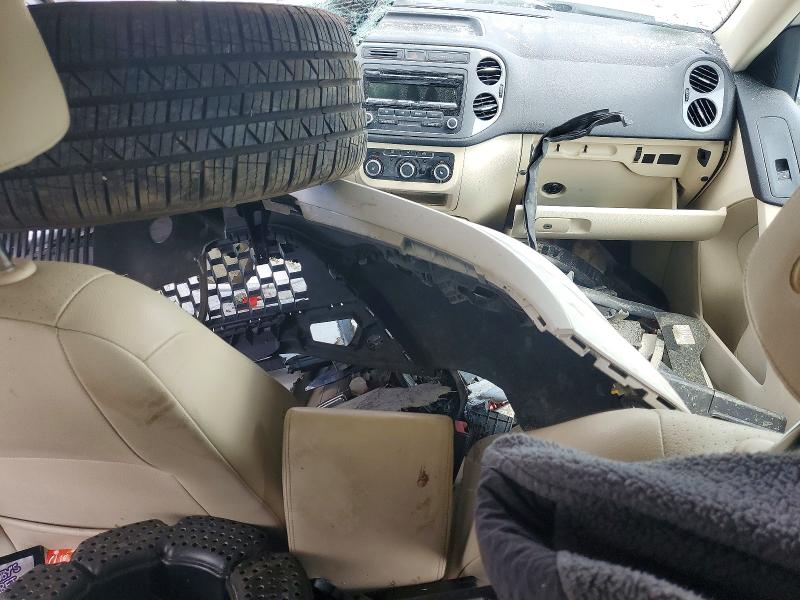 50491686 :رقم المزاد ، WVGAV7AX3CW579931 vin ، 2012 Volkswagen Tiguan مزاد بيع