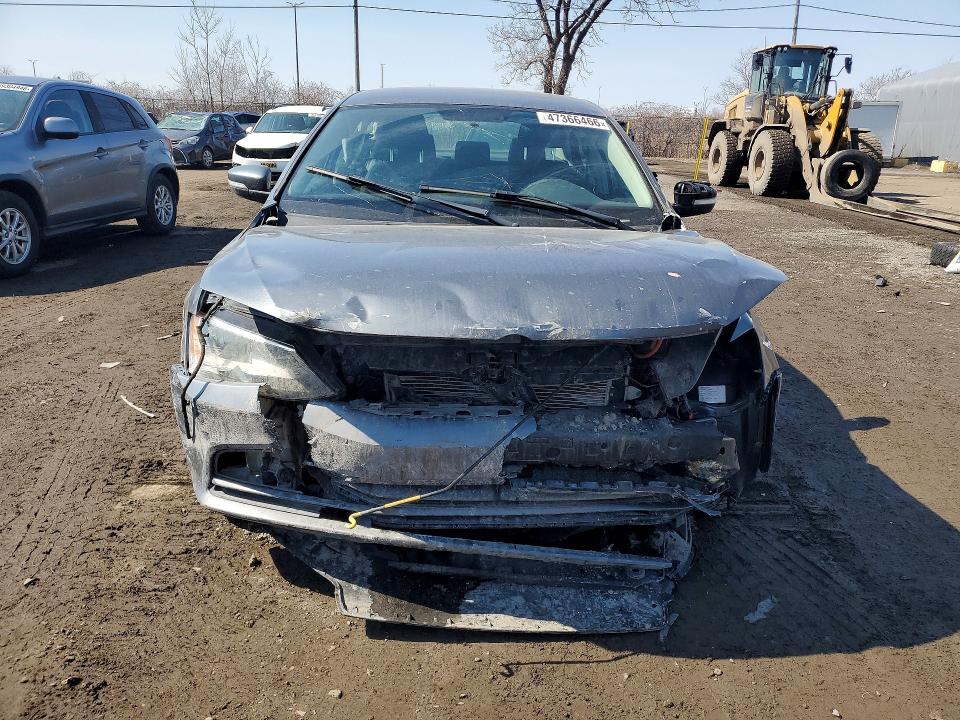 47366466 :رقم المزاد ، 3VW267AJ2GM205136 vin ، 2016 Volkswagen Jetta مزاد بيع