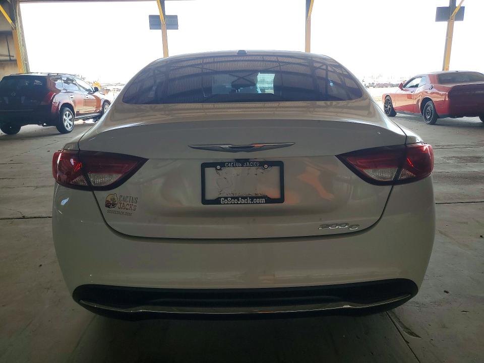 50643986 :رقم المزاد ، 1C3CCCCB3FN648418 vin ، 2015 Chrysler 200 مزاد بيع