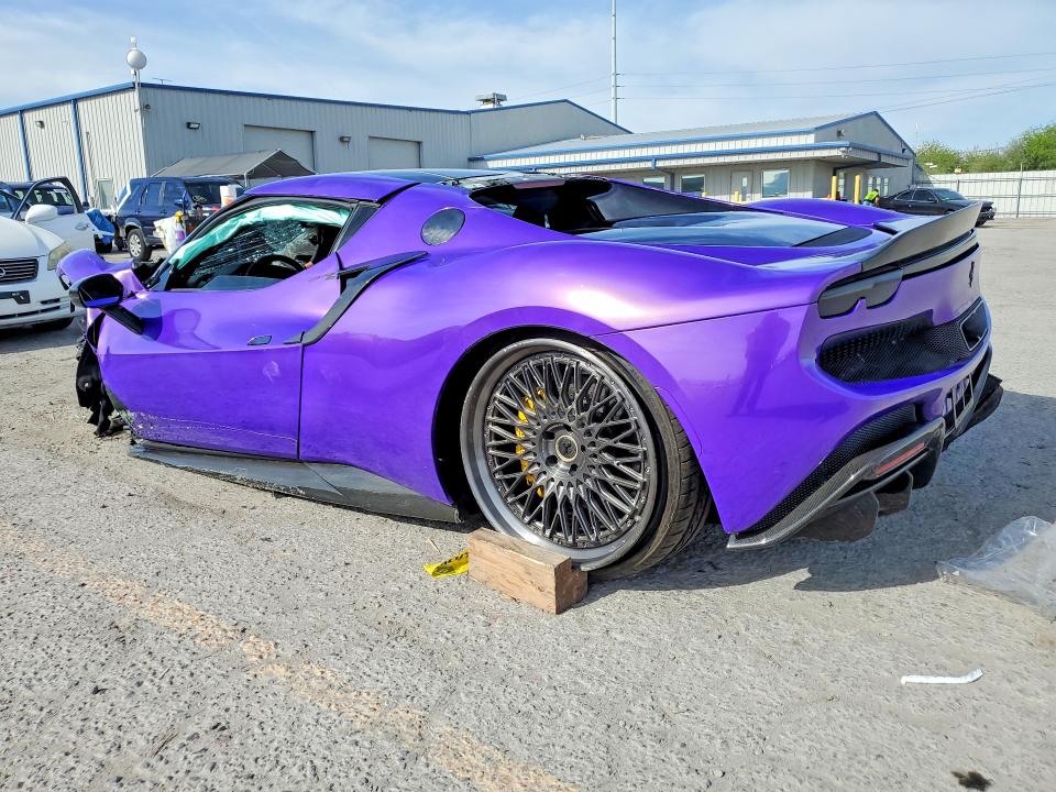2023 Ferrari 296gtb მანქანა იყიდება აუქციონზე, vin: ZFF99SLA2P0297989, აუქციონის ნომერი: 49272486
