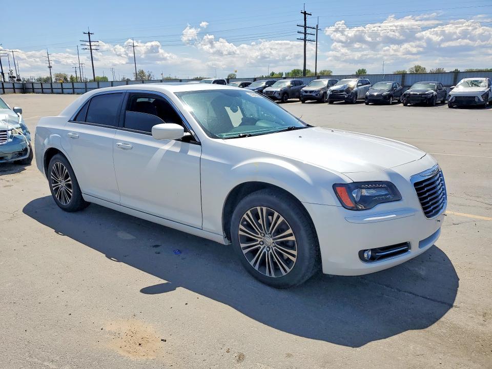 Продаж на аукціоні авто 2014 Chrysler 300, vin: 2C3CCAGGXEH160570, номер лоту: 51545306