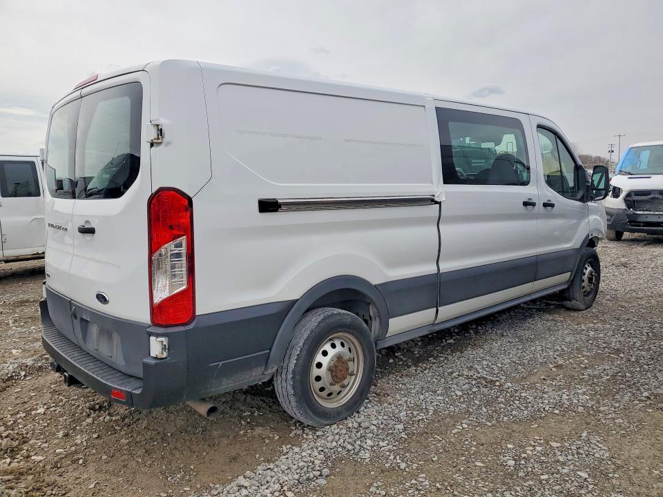 2023 Ford Transit მანქანა იყიდება აუქციონზე, vin: 1FTBR2Y80PKA35821, აუქციონის ნომერი: 49428386
