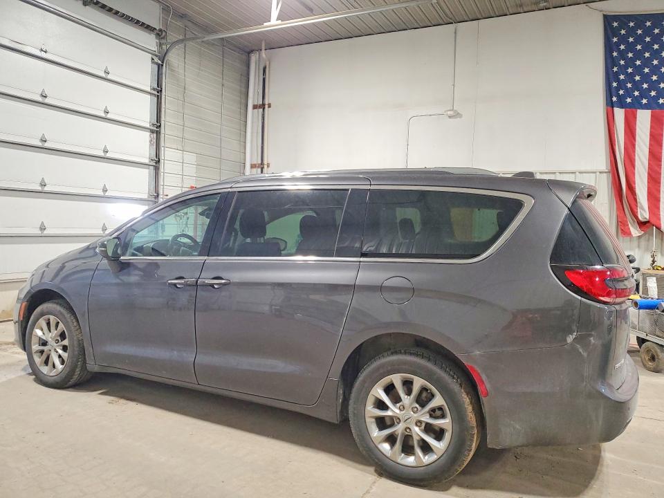 Продажа на аукционе авто 2021 Chrysler Pacifica, vin: 2C4RC3BG1MR566240, номер лота: 49760466