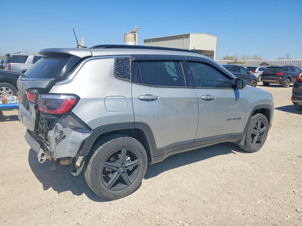 Auction sale of the 2022 Jeep Compass, vin: 3C4NJDBB9NT102643, lot number: 48975236