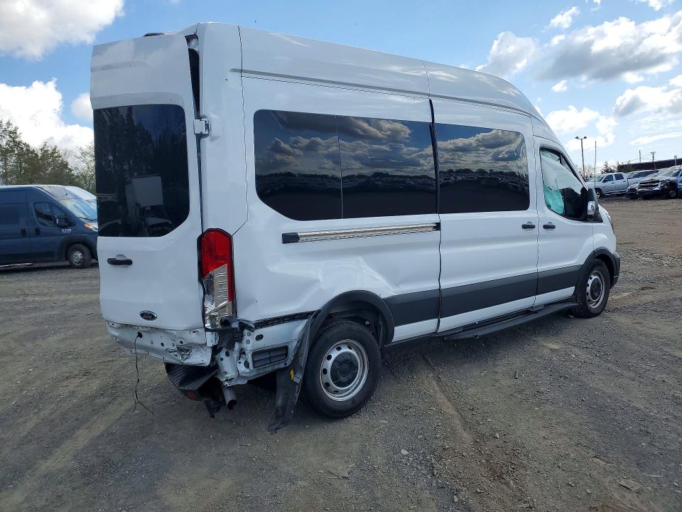 2025 Ford Transit მანქანა იყიდება აუქციონზე, vin: 1FBAX2XG9SKB15870, აუქციონის ნომერი: 49646036