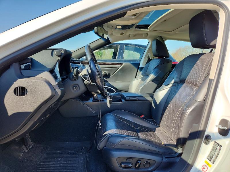 Продажа на аукционе авто 2019 Lexus Es 300h, vin: JTHB21B13K2035457, номер лота: 48943366