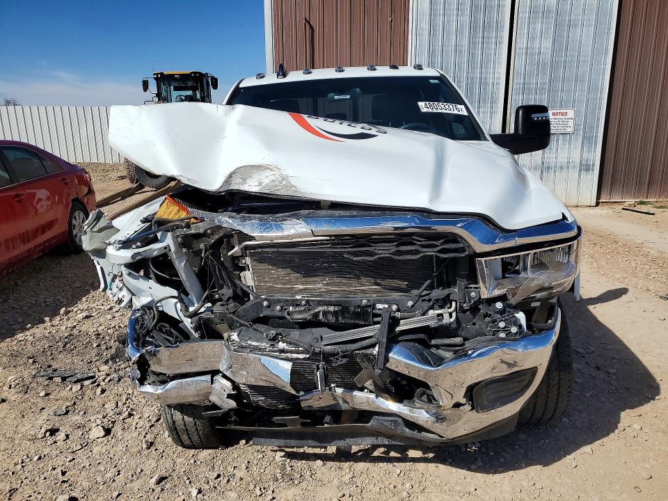 48053376 :رقم المزاد ، 3C6UR5CL7RG327201 vin ، 2024 Ram 2500 مزاد بيع
