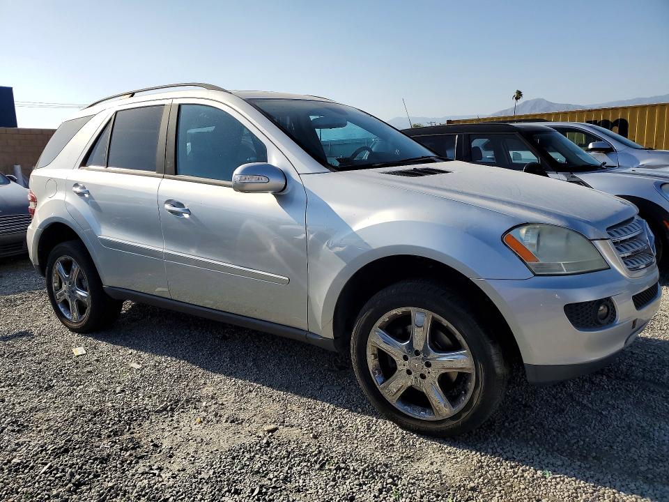 2006 Mercedes-benz Ml მანქანა იყიდება აუქციონზე, vin: 4JGBB86E46A006984, აუქციონის ნომერი: 51621446
