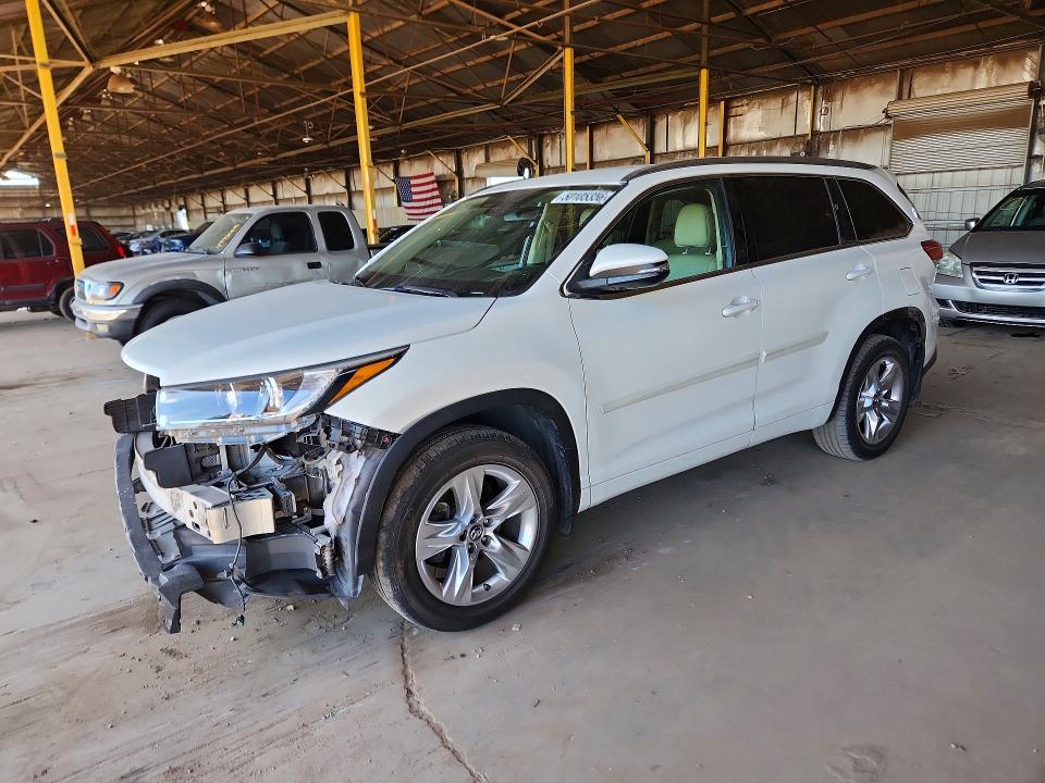 Auction sale of the 2017 Toyota Highlander, vin: 5TDDZRFH5HS447571, lot number: 50105356