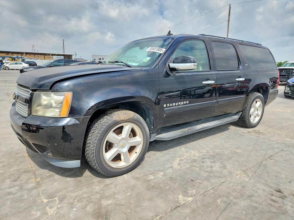 50681906 :رقم المزاد ، 1GNFC16098R123731 vin ، 2008 Chevrolet Suburban مزاد بيع