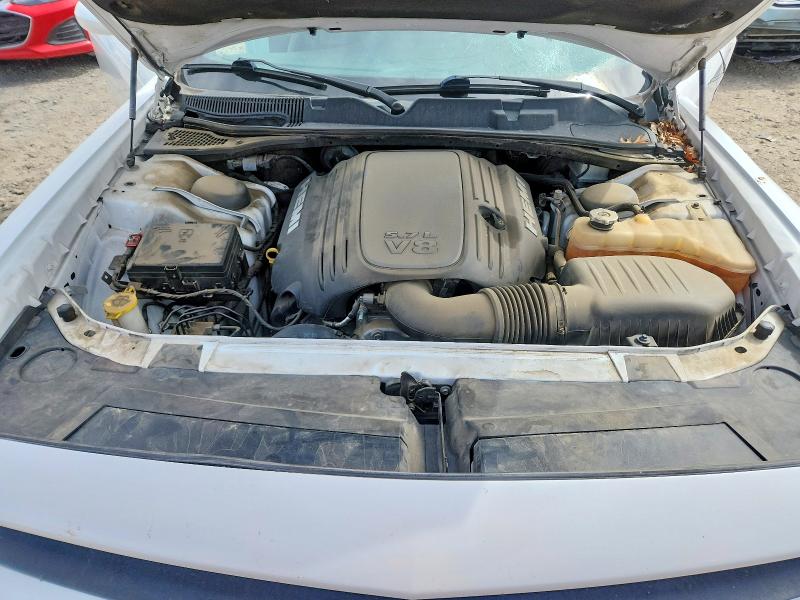 51032716 :رقم المزاد ، 2C3CDZBT7JH300617 vin ، 2018 Dodge Challenger مزاد بيع
