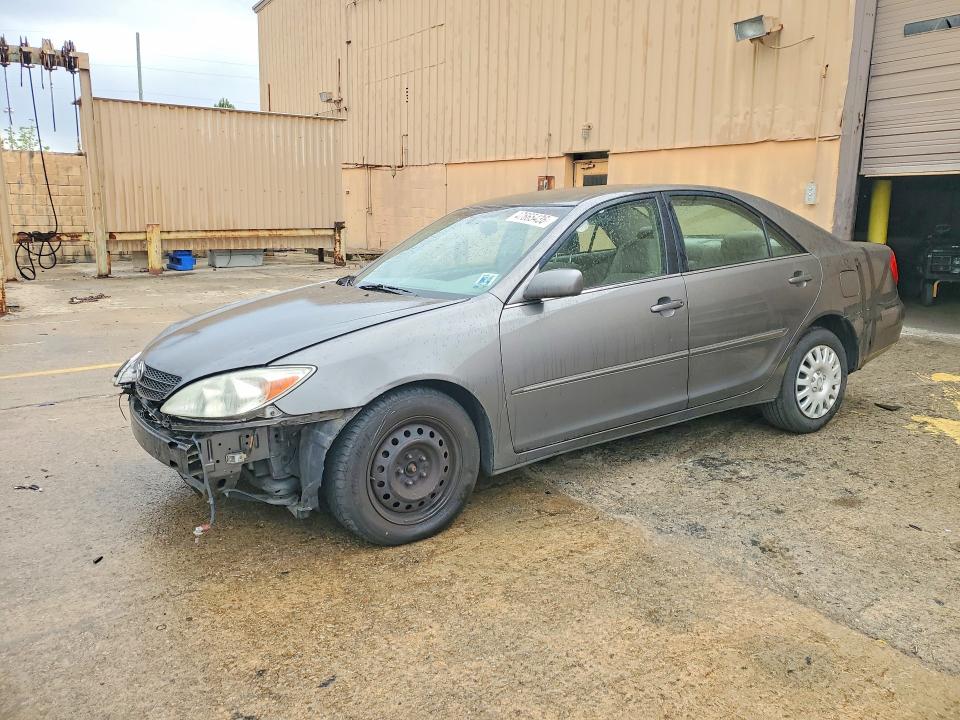 47665436 :رقم المزاد ، 4T1BE32K24U929725 vin ، 2004 Toyota Camry مزاد بيع