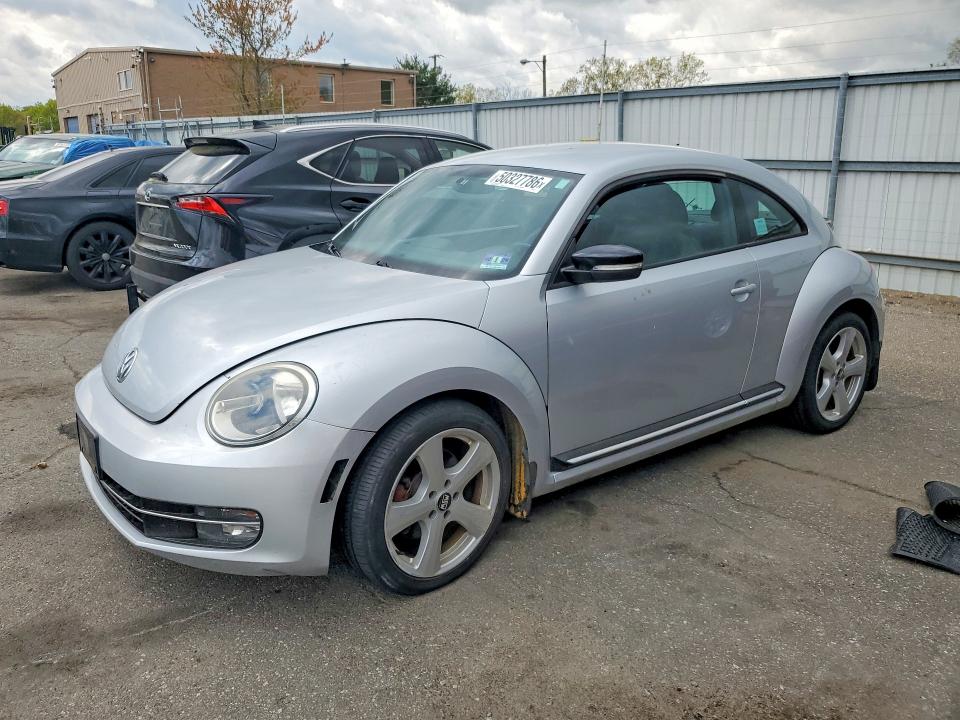 2012 Volkswagen Beetle მანქანა იყიდება აუქციონზე, vin: 3VW4A7AT2CM633730, აუქციონის ნომერი: 50327786