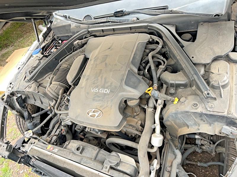 Продажа на аукционе авто 2015 Hyundai Genesis, vin: KMHGN4JE0FU093486, номер лота: 49652496