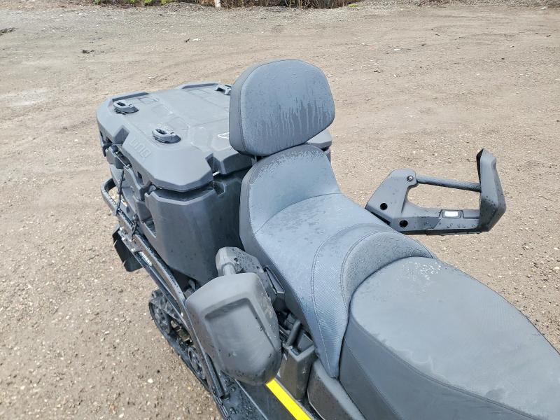 49711906 :رقم المزاد ، 2BPSAAMA3MV001127 vin ، 2021 Skidoo Expedition Se 900 A مزاد بيع
