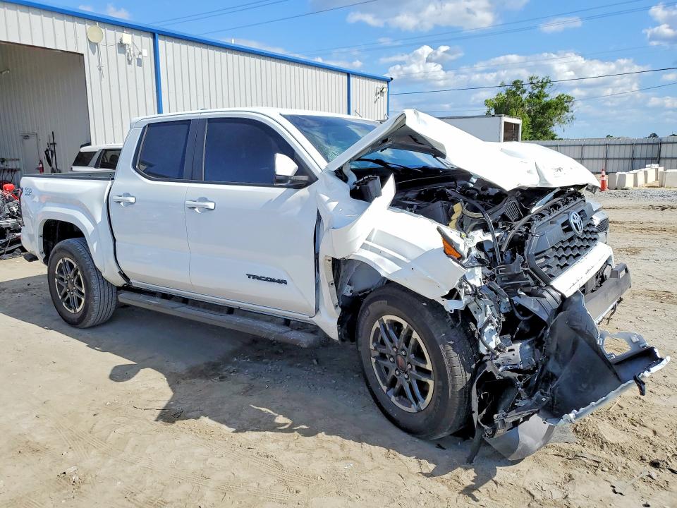 51607036 :رقم المزاد ، 3TMLB5JN8SM168449 vin ، 2025 Toyota Tacoma مزاد بيع