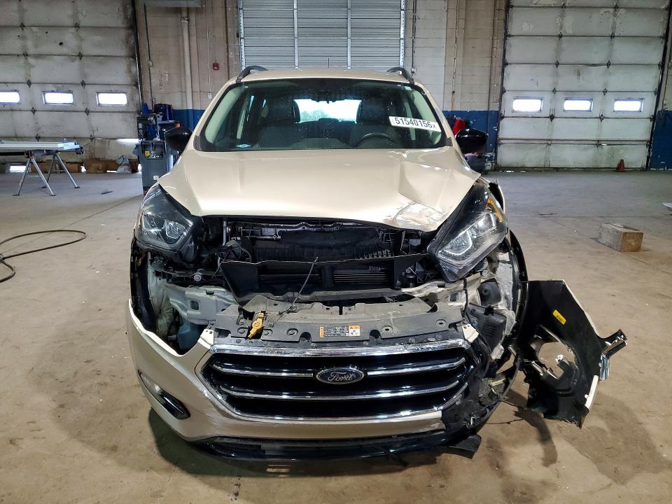 2018 Ford Escape მანქანა იყიდება აუქციონზე, vin: 1FMCU0GD5JUC31797, აუქციონის ნომერი: 51540156