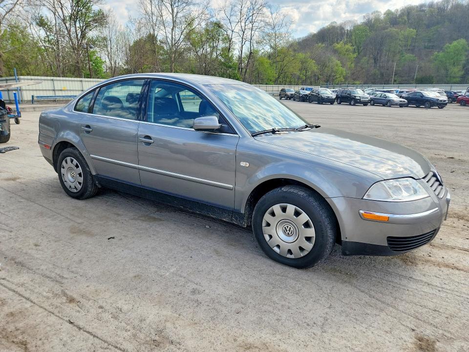 Продажа на аукционе авто 2003 Volkswagen Passat, vin: WVWMD63B93P034228, номер лота: 51043996