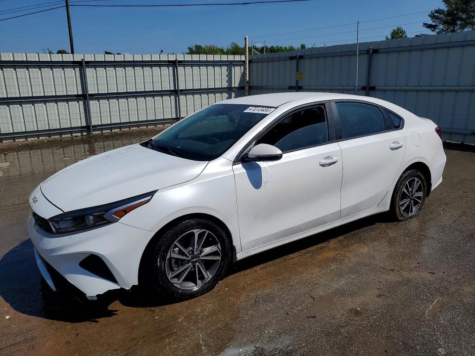 2023 Kia Forte მანქანა იყიდება აუქციონზე, vin: 3KPF24AD1PE642581, აუქციონის ნომერი: 47813486
