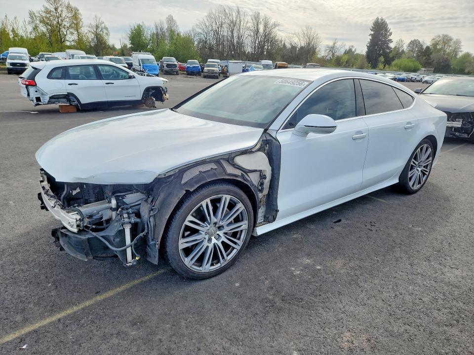 50649256 :رقم المزاد ، WAU2GAFC0DN082233 vin ، 2013 Audi A7 مزاد بيع