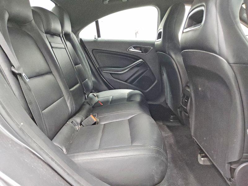 48059946 :رقم المزاد ، WDDSJ4GB9FN172856 vin ، 2015 Mercedes-benz Cla مزاد بيع