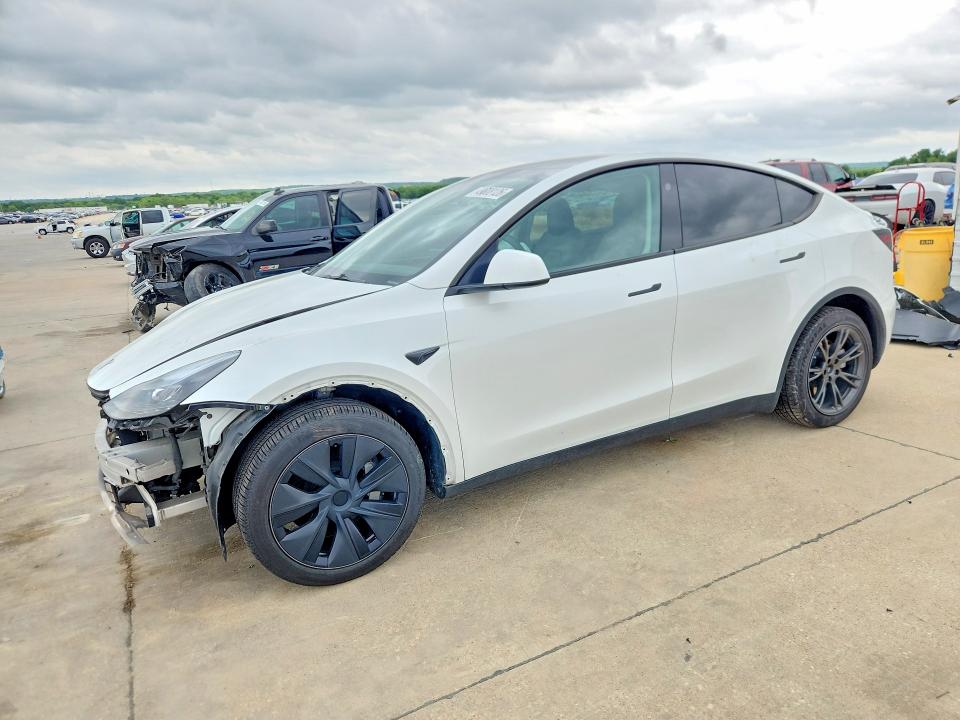 2024 Tesla Model Y მანქანა იყიდება აუქციონზე, vin: 7SAYGDEE3RA333415, აუქციონის ნომერი: 49808126