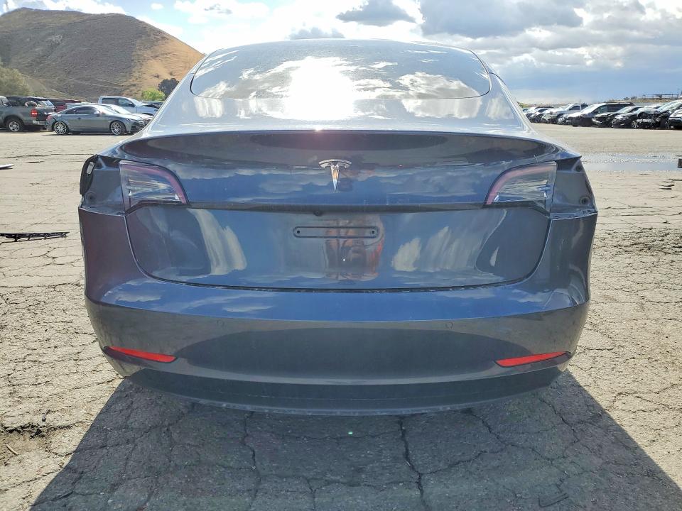 2022 Tesla Model 3 მანქანა იყიდება აუქციონზე, vin: 5YJ3E1EA1NF102549, აუქციონის ნომერი: 49736806