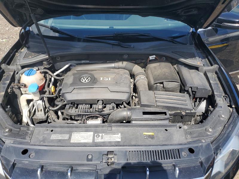 51379896 :رقم المزاد ، 1VWCS7A39FC056418 vin ، 2015 Volkswagen Passat مزاد بيع