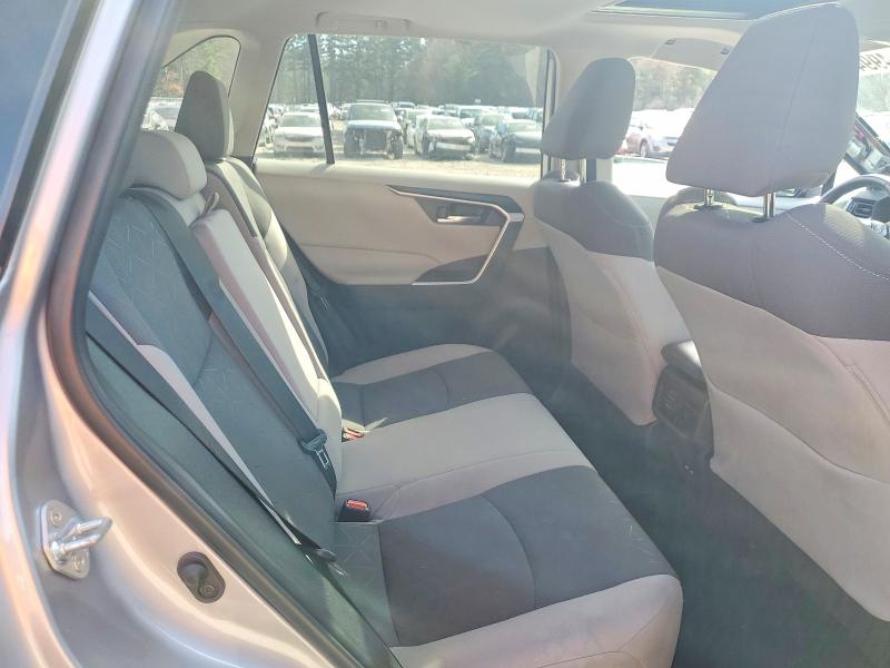 Продажа на аукционе авто 2021 Toyota Rav4, vin: 2T3P1RFV6MC157750, номер лота: 49940756