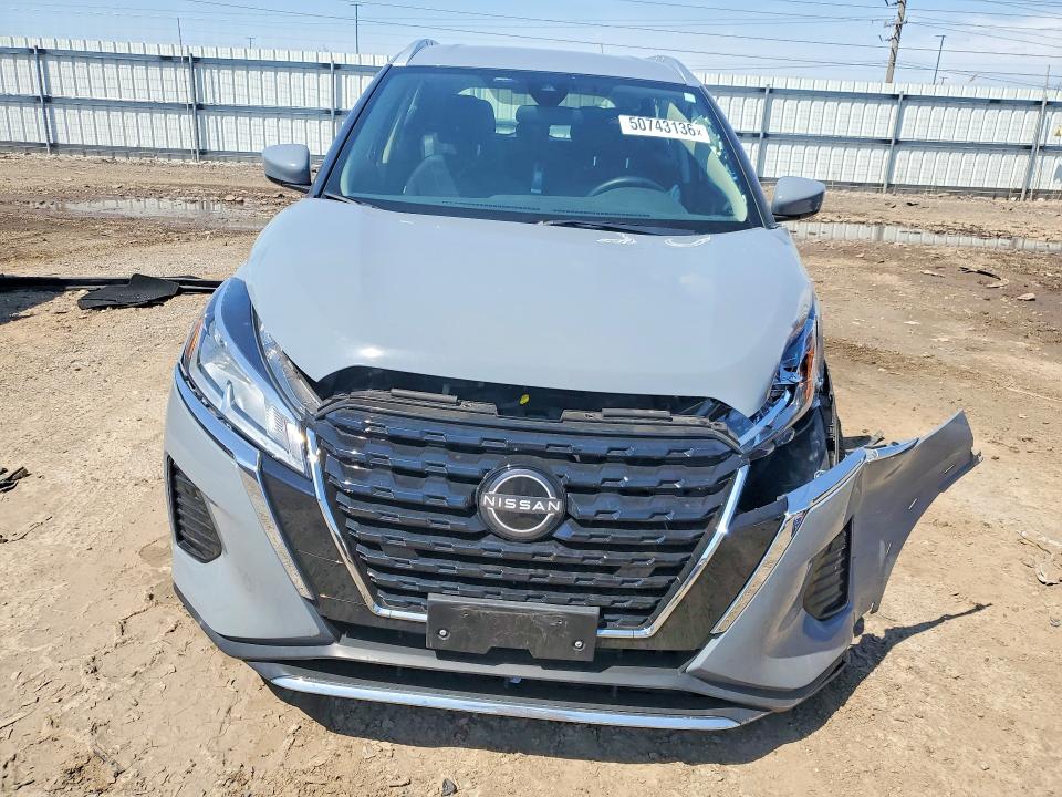 50743136 :رقم المزاد ، 3N1CP5CV6PL555631 vin ، 2023 Nissan Kicks مزاد بيع