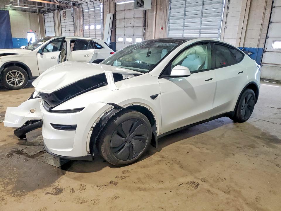 49671276 :رقم المزاد ، 7SAYGDEE2TA584692 vin ، 2026 Tesla Model Y مزاد بيع