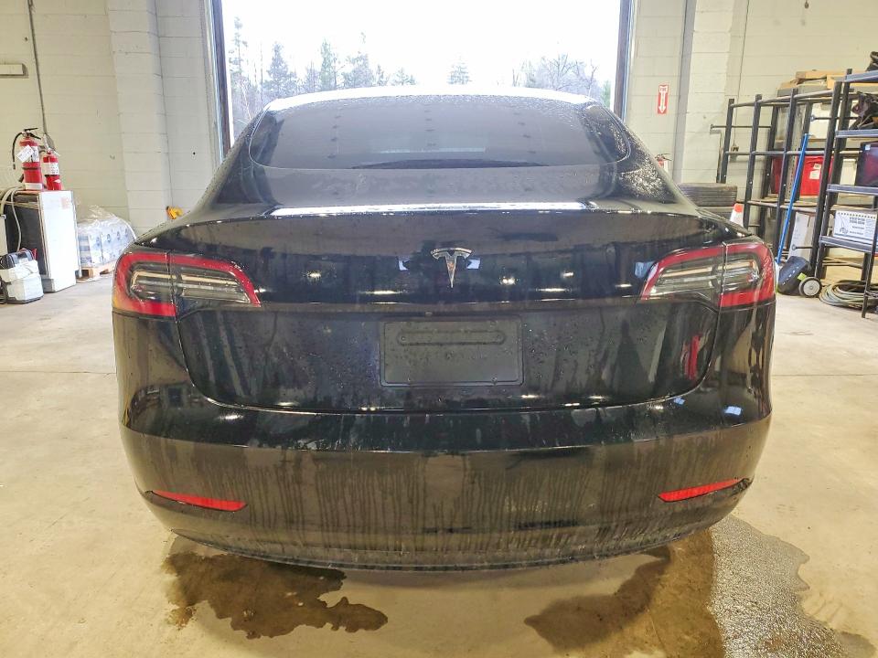 Продажа на аукционе авто 2022 Tesla Model 3, vin: 5YJ3E1EA8NF322402, номер лота: 49296126