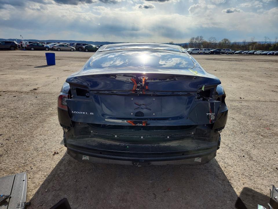48222176 :رقم المزاد ، 5YJSA1E23HF178648 vin ، 2017 Tesla Model S مزاد بيع