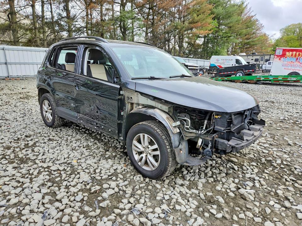 Продаж на аукціоні авто 2017 Volkswagen Tiguan, vin: WVGBV7AXXHK035400, номер лоту: 50748446