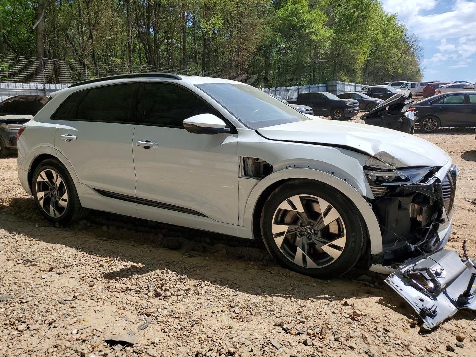 Aukcja sprzedaży 2021 Audi E-tron, vin: WA1AAAGE8MB008747, numer aukcji: 47960826