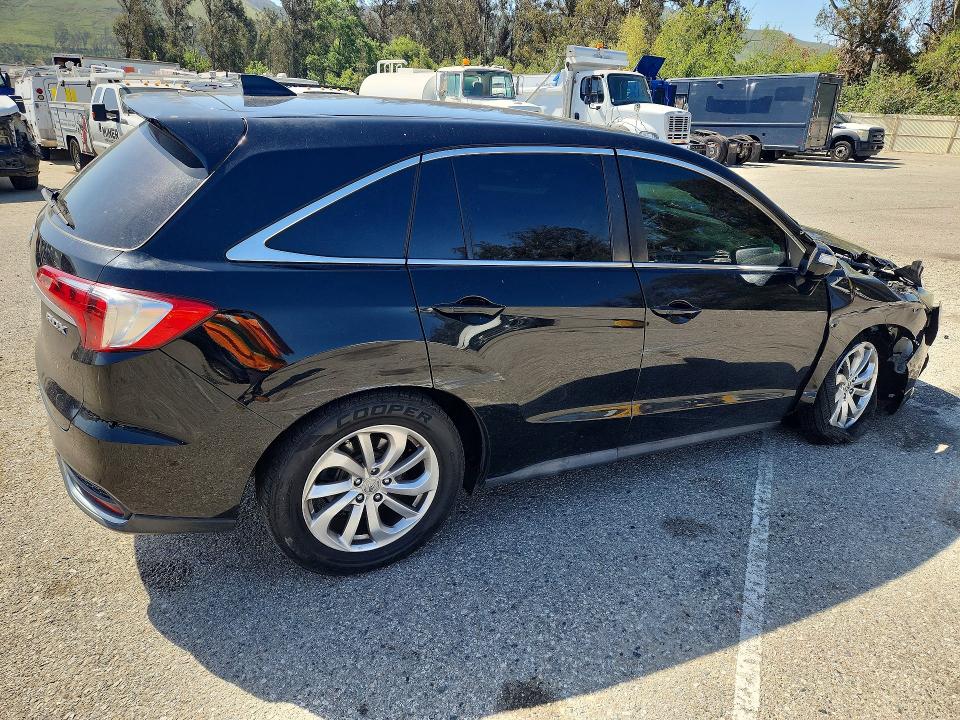 51699626 :رقم المزاد ، 5J8TB3H39HL013851 vin ، 2017 Acura Rdx مزاد بيع