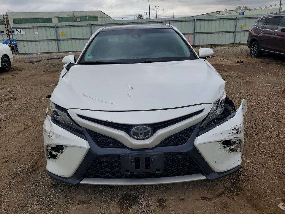 Продаж на аукціоні авто 2018 Toyota Camry, vin: 4T1BZ1HK2JU001859, номер лоту: 50532196