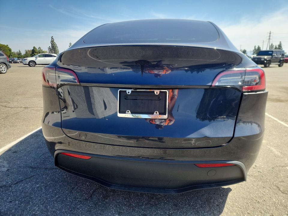 Продажа на аукционе авто 2024 Tesla Model Y, vin: 7SAYGDEE2RA241955, номер лота: 50347596