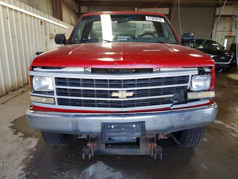 51303816 :رقم المزاد ، 1GCFK24K1KE210656 vin ، 1989 Chevrolet Gmt-400 مزاد بيع