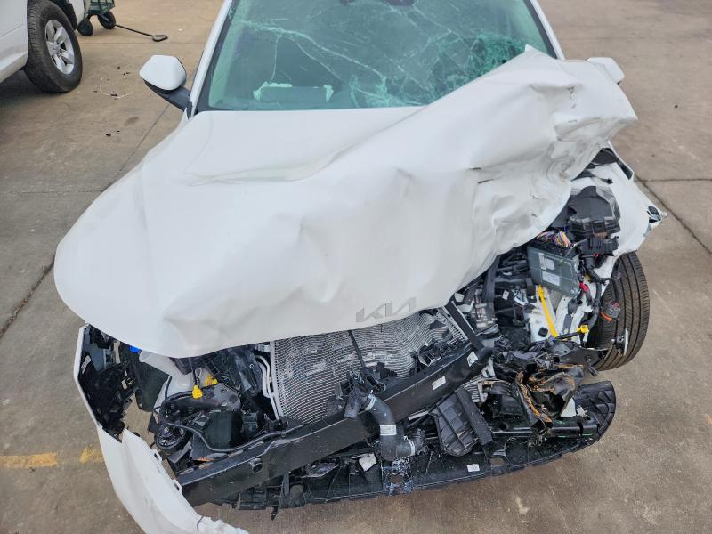 Продаж на аукціоні авто 2025 Kia K4, vin: 3KPFT4DE7SE245192, номер лоту: 51379236