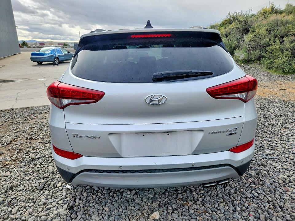 Продаж на аукціоні авто 2018 Hyundai Tucson, vin: KM8J3CA23JU653327, номер лоту: 48475336