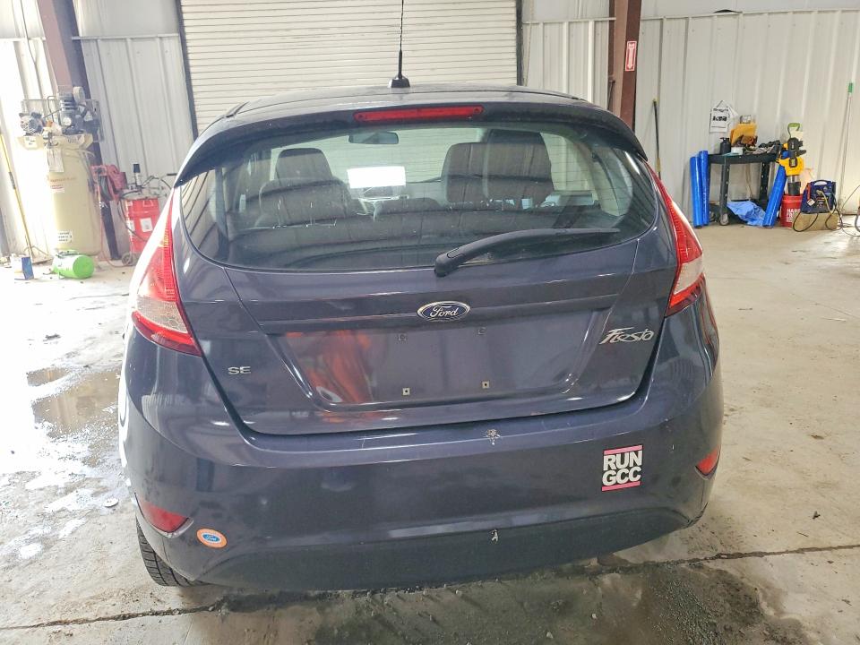 50628286 :رقم المزاد ، 3FADP4EJ3DM122706 vin ، 2013 Ford Fiesta مزاد بيع