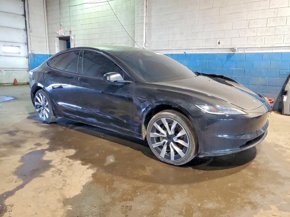 47085306 :رقم المزاد ، 5YJ3E1EA7SF047018 vin ، 2025 Tesla Model 3 مزاد بيع