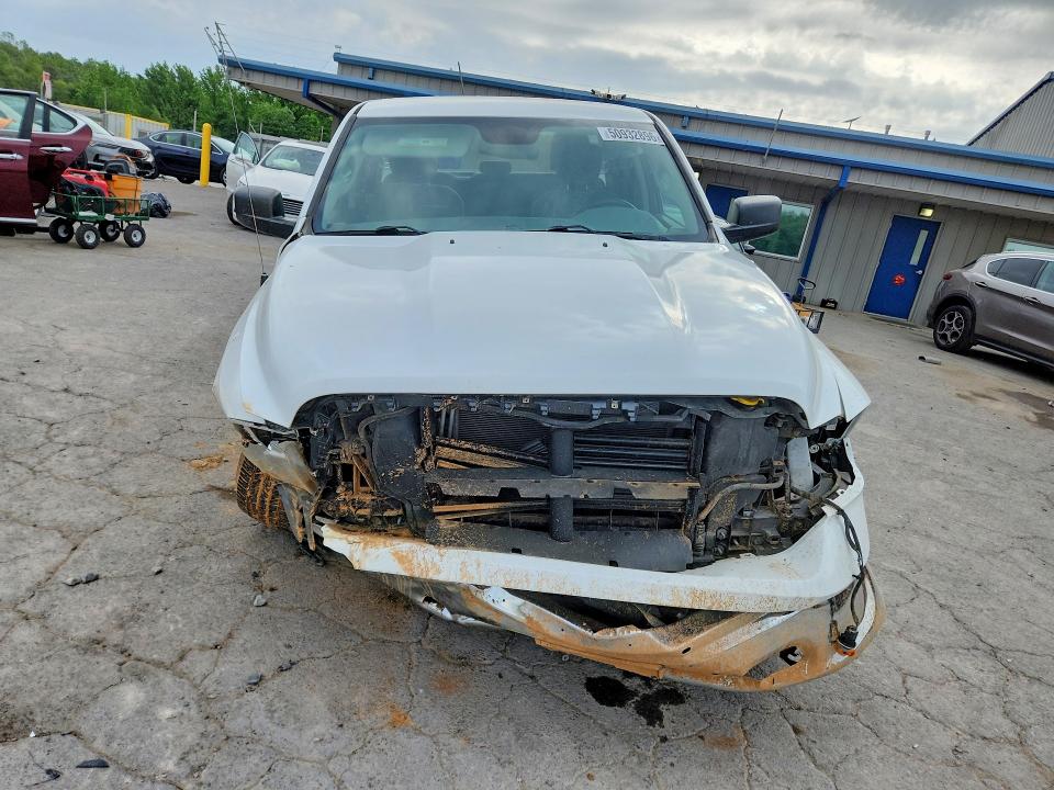 50932896 :رقم المزاد ، 1C6RR6FG2KS598532 vin ، 2019 Ram 1500 Classic مزاد بيع