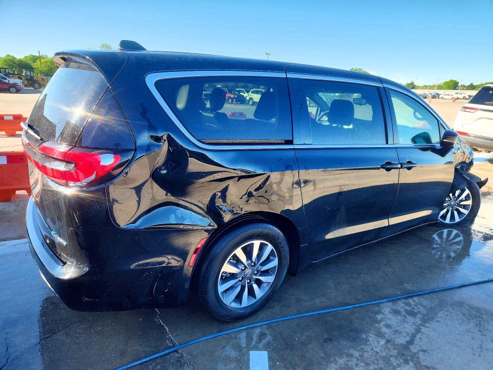 Продаж на аукціоні авто 2024 Chrysler Pacifica, vin: 2C4RC1S78RR130576, номер лоту: 48747266