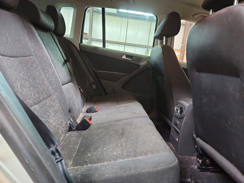 48411216 :رقم المزاد ، WVGJV3AX2EW570942 vin ، 2014 Volkswagen Tiguan مزاد بيع