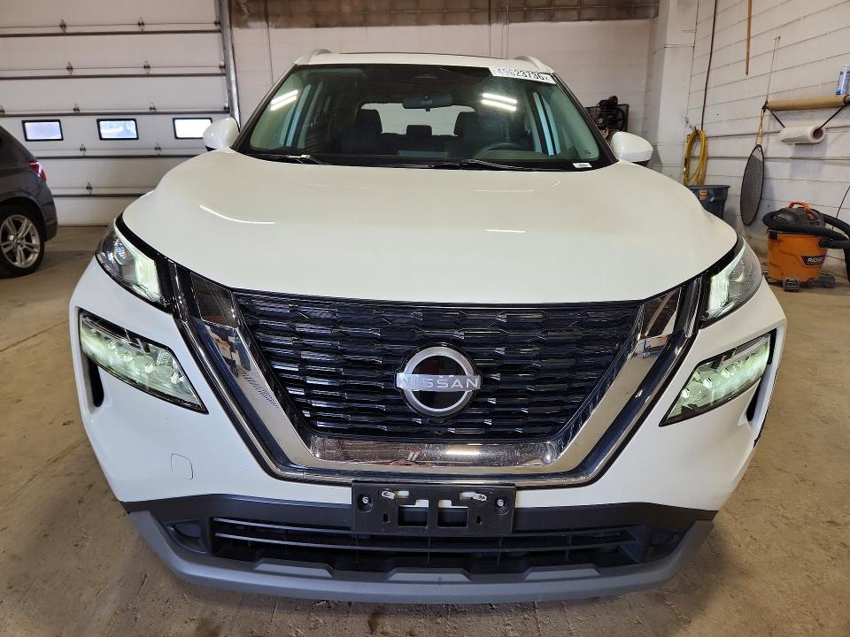 49623736 :رقم المزاد ، 5N1BT3BB4PC838133 vin ، 2023 Nissan Rogue مزاد بيع
