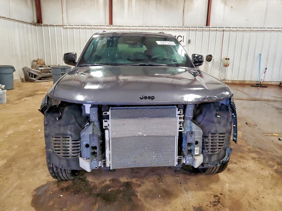49615426 :رقم المزاد ، 1C4RJKAG0S8714047 vin ، 2025 Jeep Grand Cherokee مزاد بيع