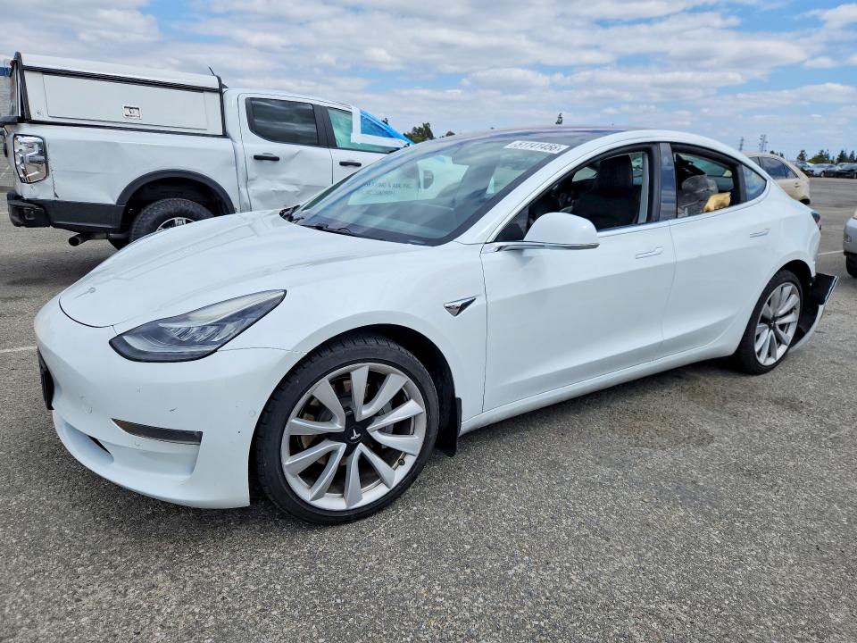 51141456 :رقم المزاد ، 5YJ3E1EA7JF053741 vin ، 2018 Tesla Model 3 مزاد بيع