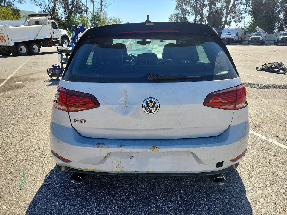 49131616 :رقم المزاد ، 3VW6T7AU0KM035937 vin ، 2019 Volkswagen Gti مزاد بيع
